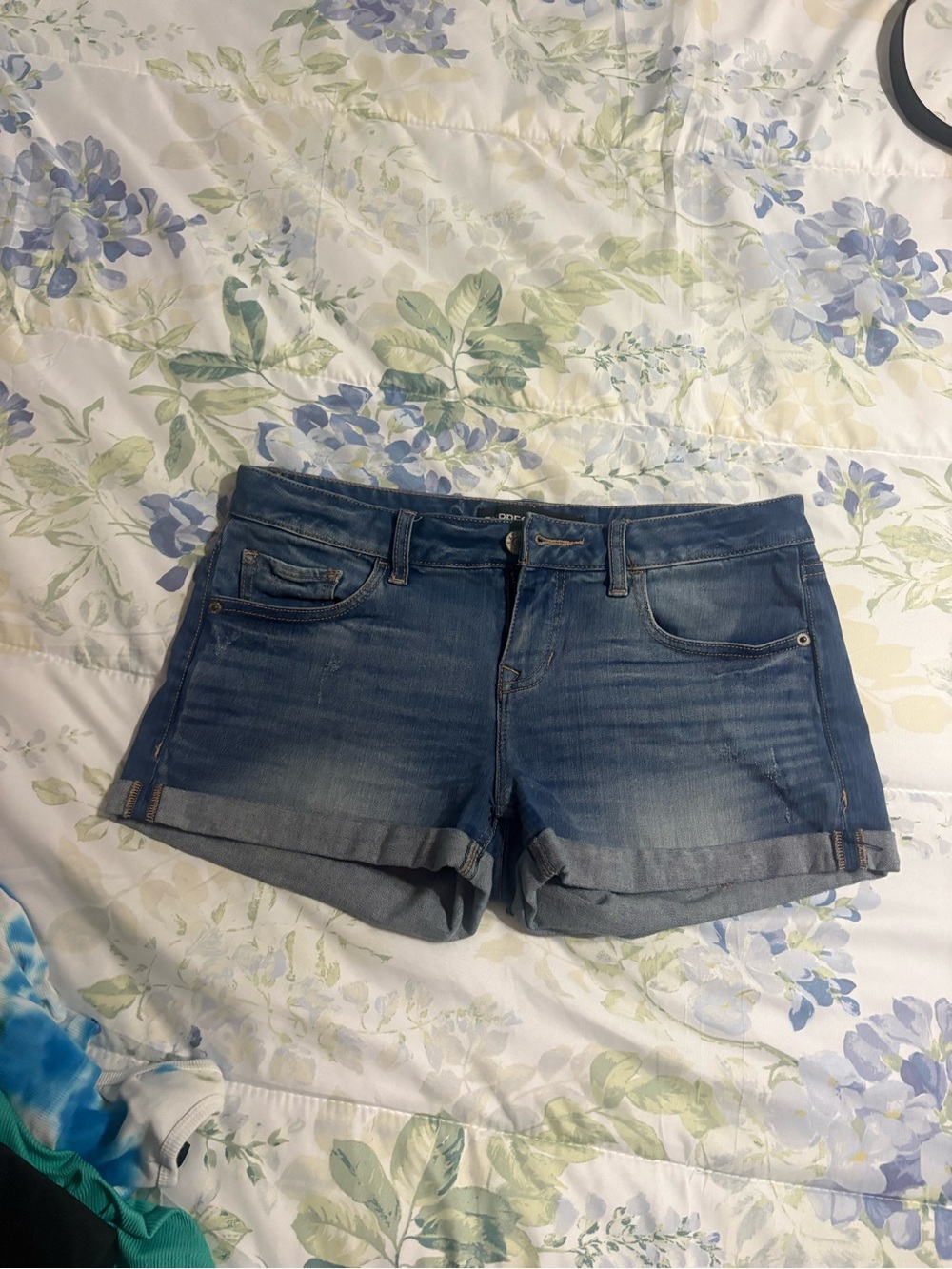 Express Denim Cuffed Women's Shorts - Blue